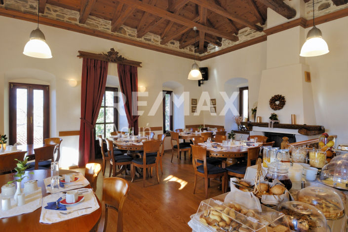Image No.17-17 Bed Hotel for sale