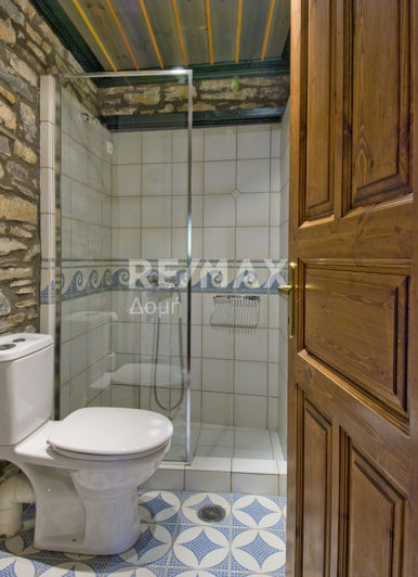Image No.26-17 Bed Hotel for sale