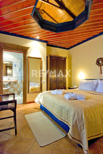 Image No.33-17 Bed Hotel for sale
