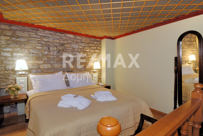 Image No.58-17 Bed Hotel for sale