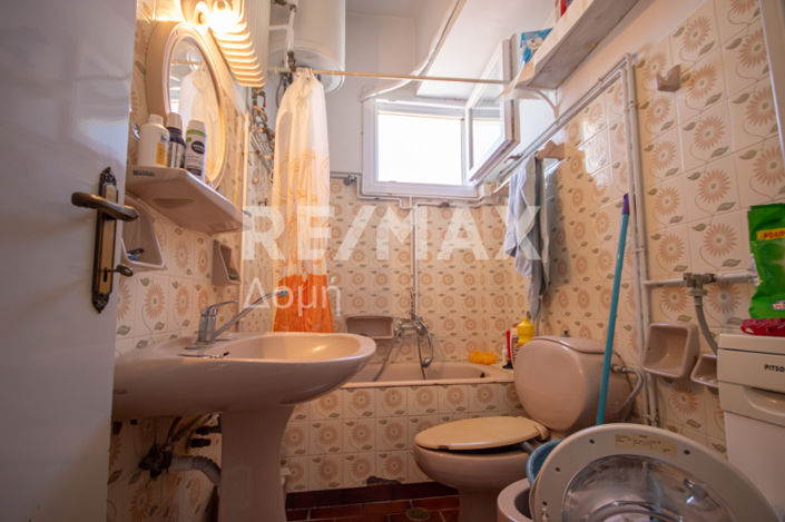 Image No.20-4 Bed Property for sale
