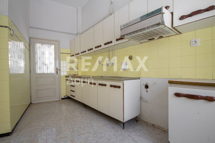 Image No.22-4 Bed Property for sale