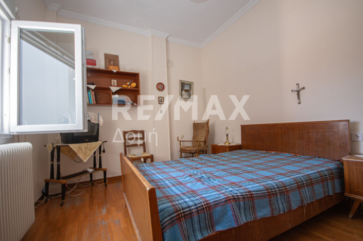 Image No.53-4 Bed Property for sale