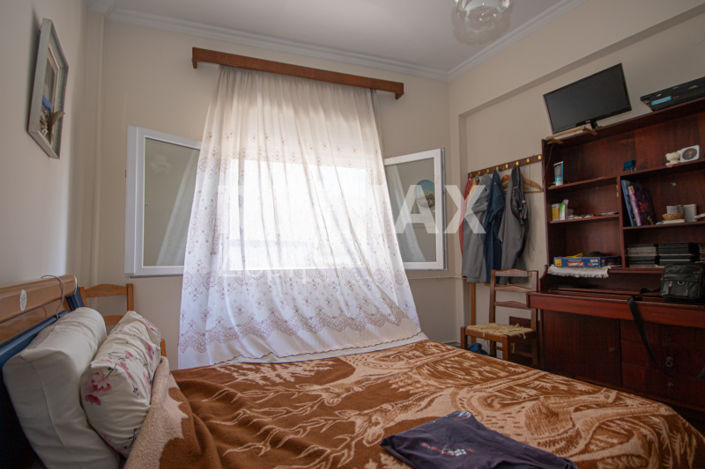 Image No.57-4 Bed Property for sale