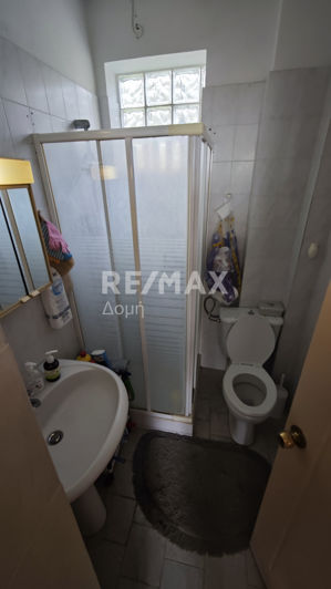 Image No.10-5 Bed House for sale