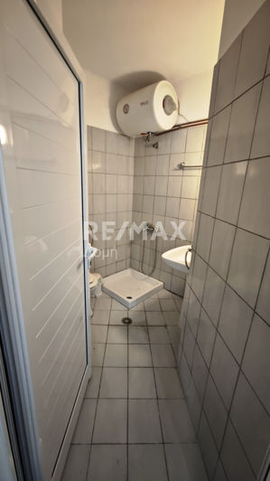 Image No.41-5 Bed House for sale