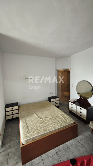 Image No.48-5 Bed House for sale