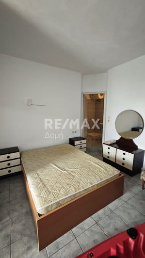 Image No.50-5 Bed House for sale