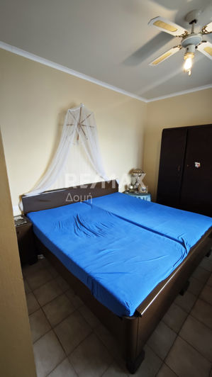 Image No.6-5 Bed House for sale