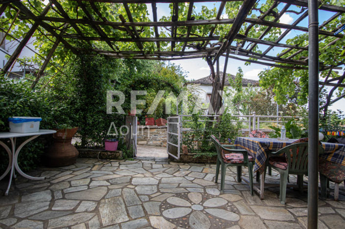 Image No.2-3 Bed House for sale