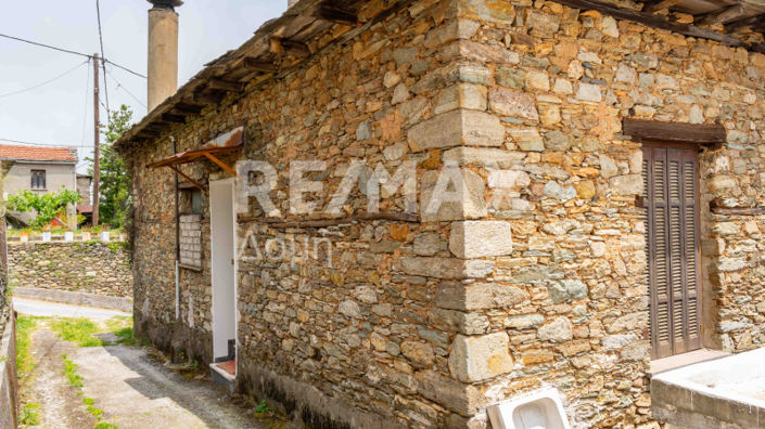 Image No.5-2 Bed House for sale
