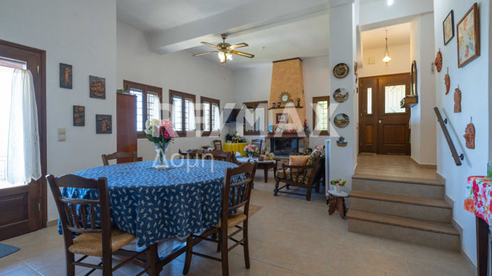Image No.10-5 Bed Maisonette for sale