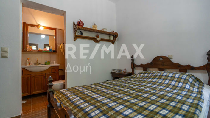 Image No.17-5 Bed Maisonette for sale