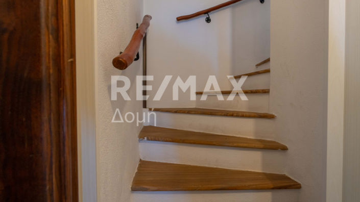 Image No.20-5 Bed Maisonette for sale