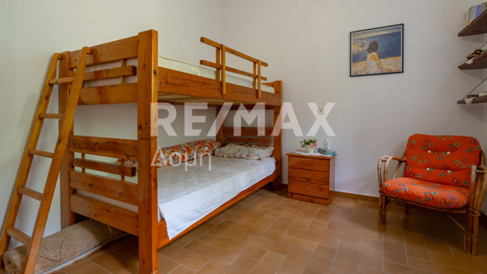 Image No.24-5 Bed Maisonette for sale