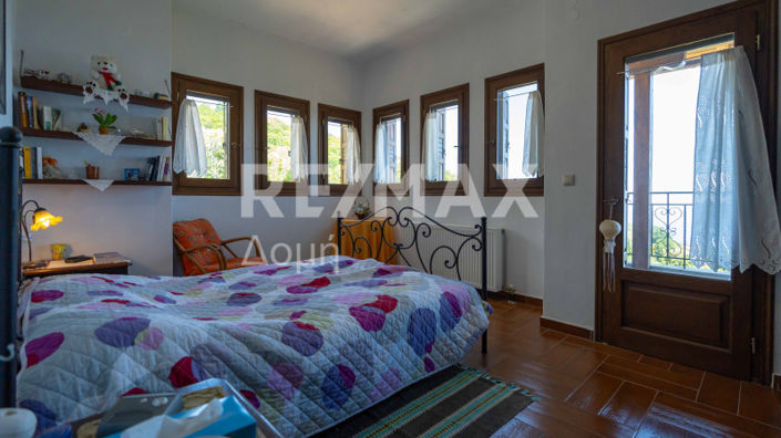 Image No.31-5 Bed Maisonette for sale