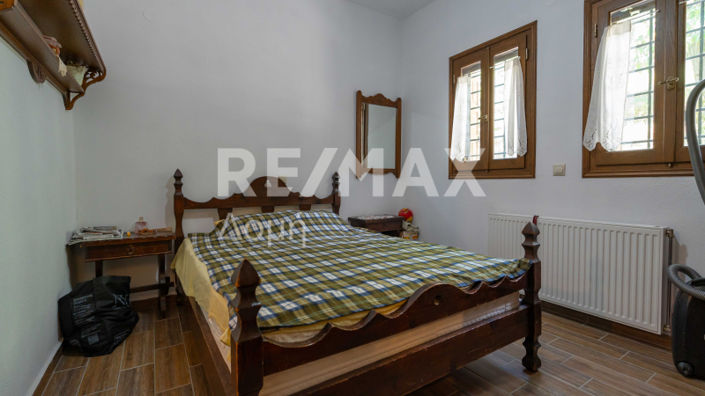 Image No.37-5 Bed Maisonette for sale