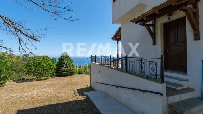 Image No.44-5 Bed Maisonette for sale
