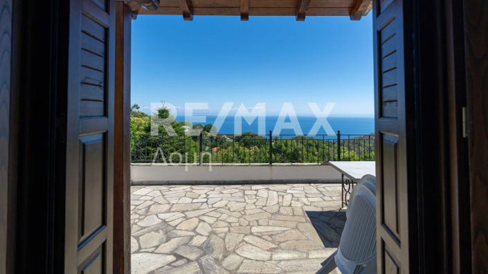 Image No.50-5 Bed Maisonette for sale