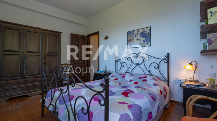 Image No.56-5 Bed Maisonette for sale