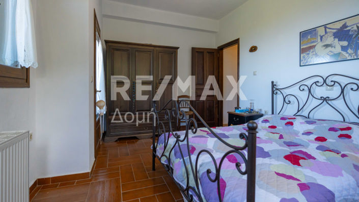 Image No.57-5 Bed Maisonette for sale