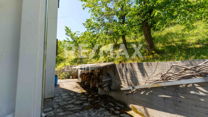 Image No.60-5 Bed Maisonette for sale