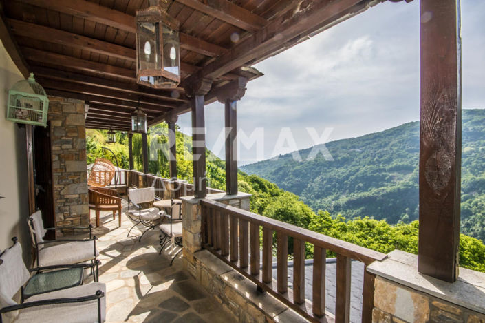 Image No.26-5 Bed Property for sale