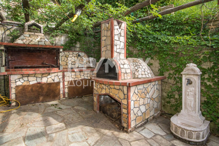 Image No.33-5 Bed Property for sale