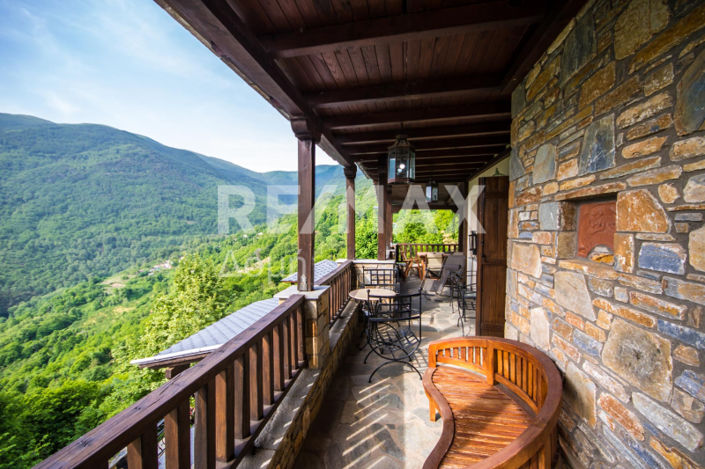 Image No.7-5 Bed Property for sale