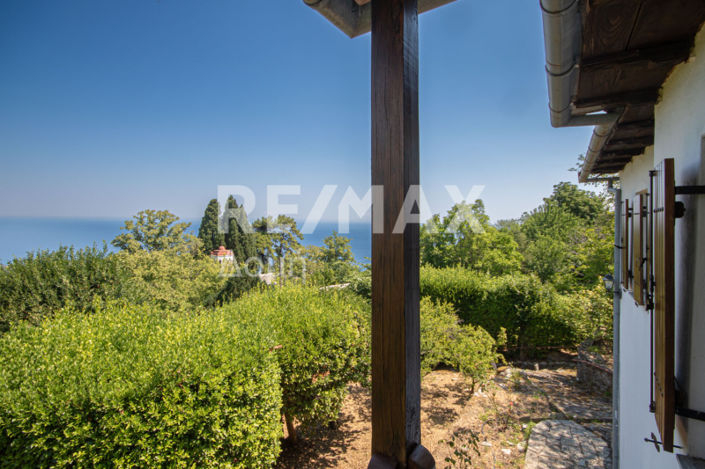 Image No.15-3 Bed Property for sale