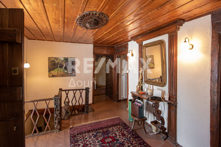 Image No.18-3 Bed Property for sale