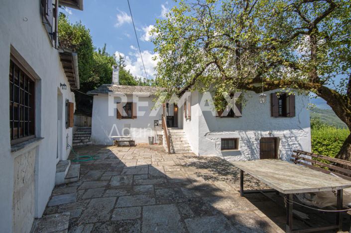 Image No.2-3 Bed Property for sale