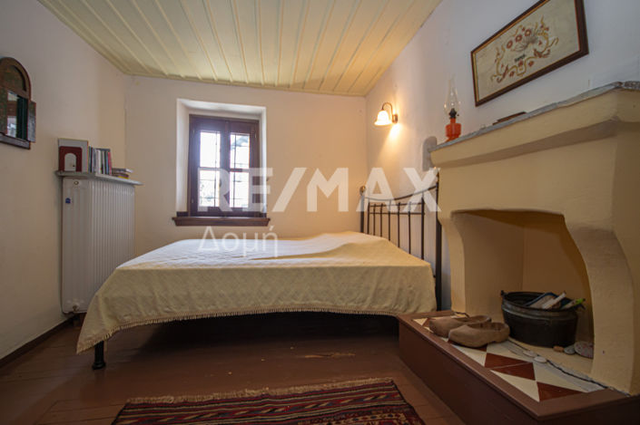 Image No.20-3 Bed Property for sale