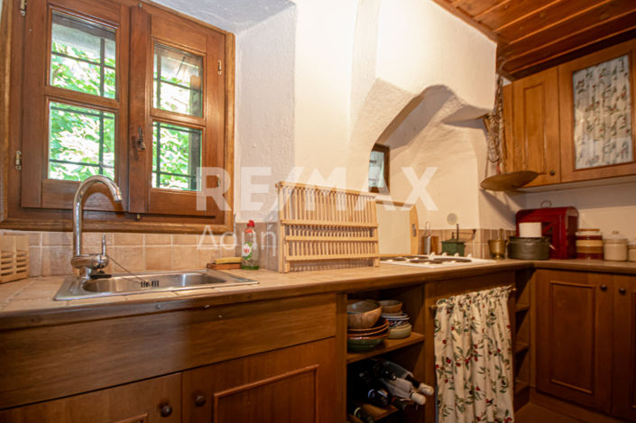 Image No.22-3 Bed Property for sale