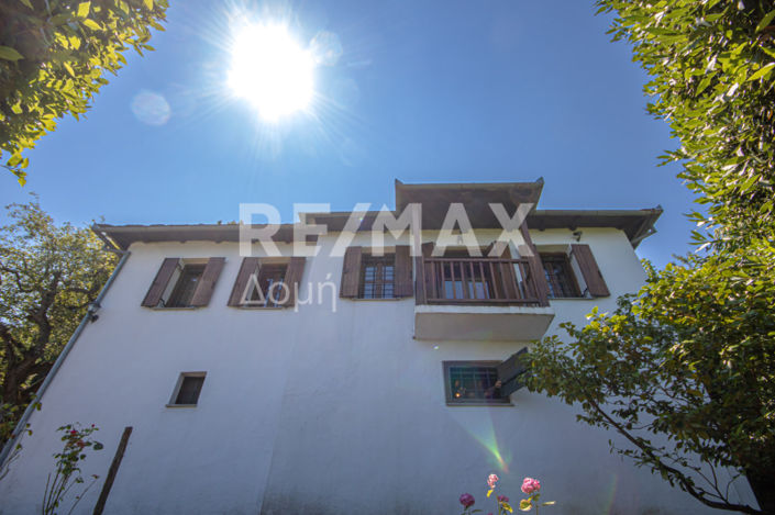 Image No.3-3 Bed Property for sale