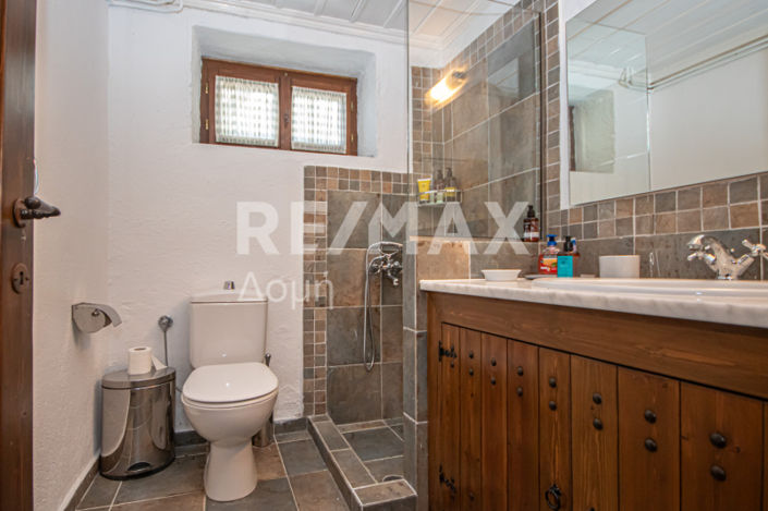 Image No.31-3 Bed Property for sale