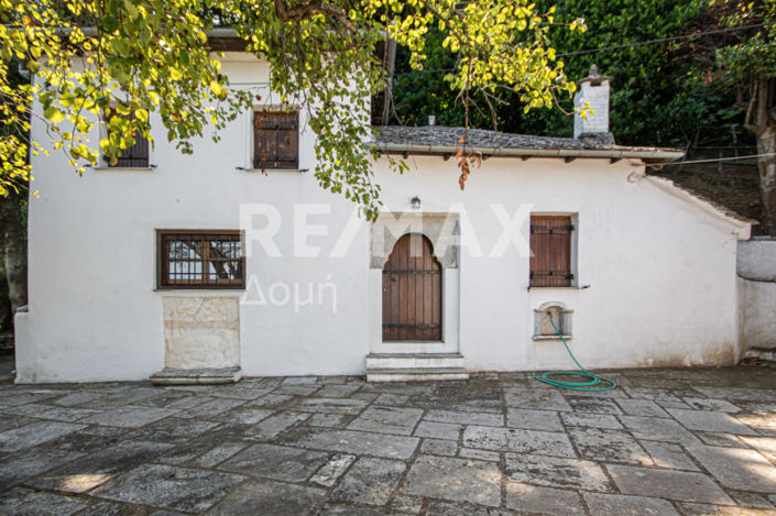 Image No.33-3 Bed Property for sale