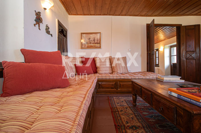 Image No.9-3 Bed Property for sale