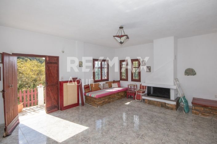 Image No.11-Propriété de 2 chambres à vendre à Magnésie