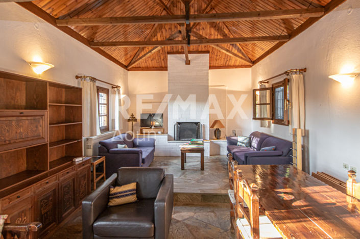 Image No.3-3 Bed House for sale
