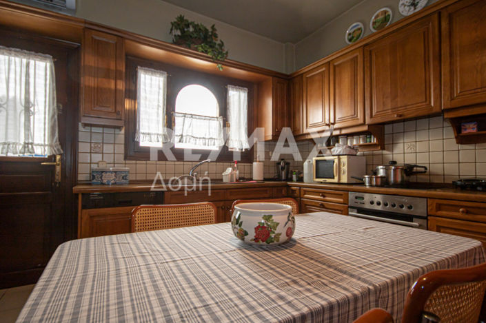 Image No.17-4 Bed House for sale