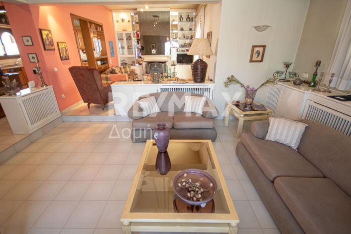 Image No.35-4 Bed House for sale