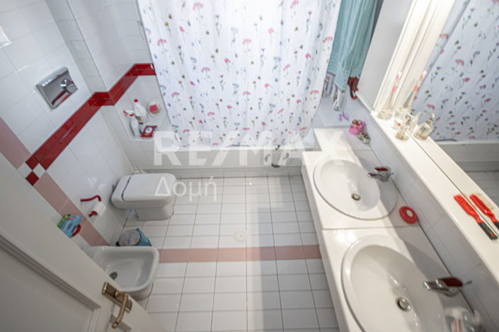 Image No.45-4 Bed House for sale