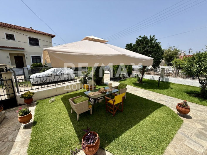 Image No.17-3 Bed Property for sale