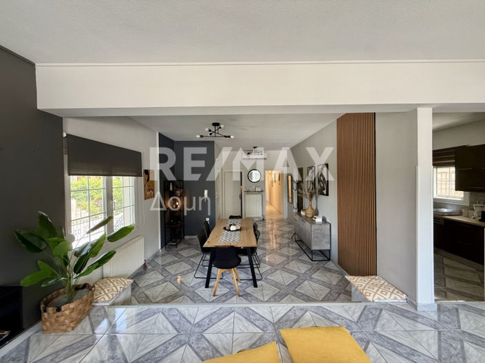 Image No.4-3 Bed Property for sale