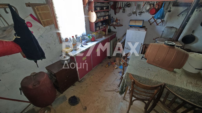 Image No.8-1 Bed House for sale