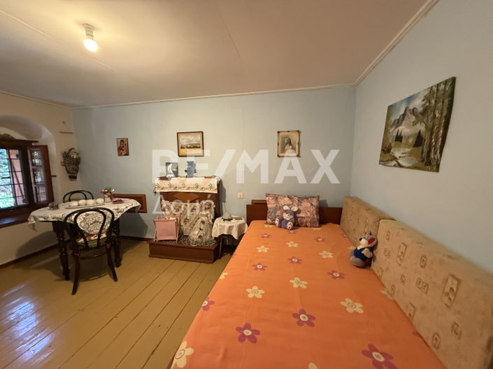 Image No.12-3 Bed Maisonette for sale