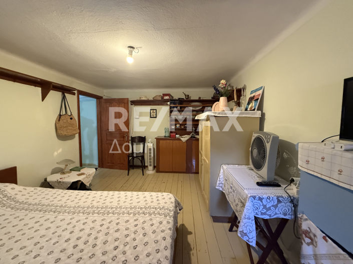 Image No.17-3 Bed Maisonette for sale