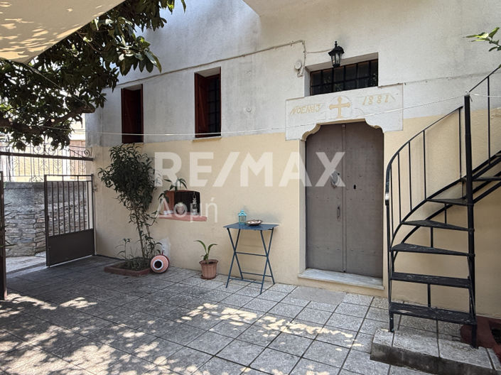 Image No.2-3 Bed Maisonette for sale