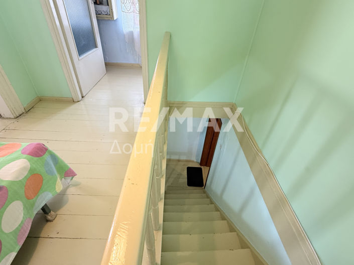Image No.20-3 Bed Maisonette for sale